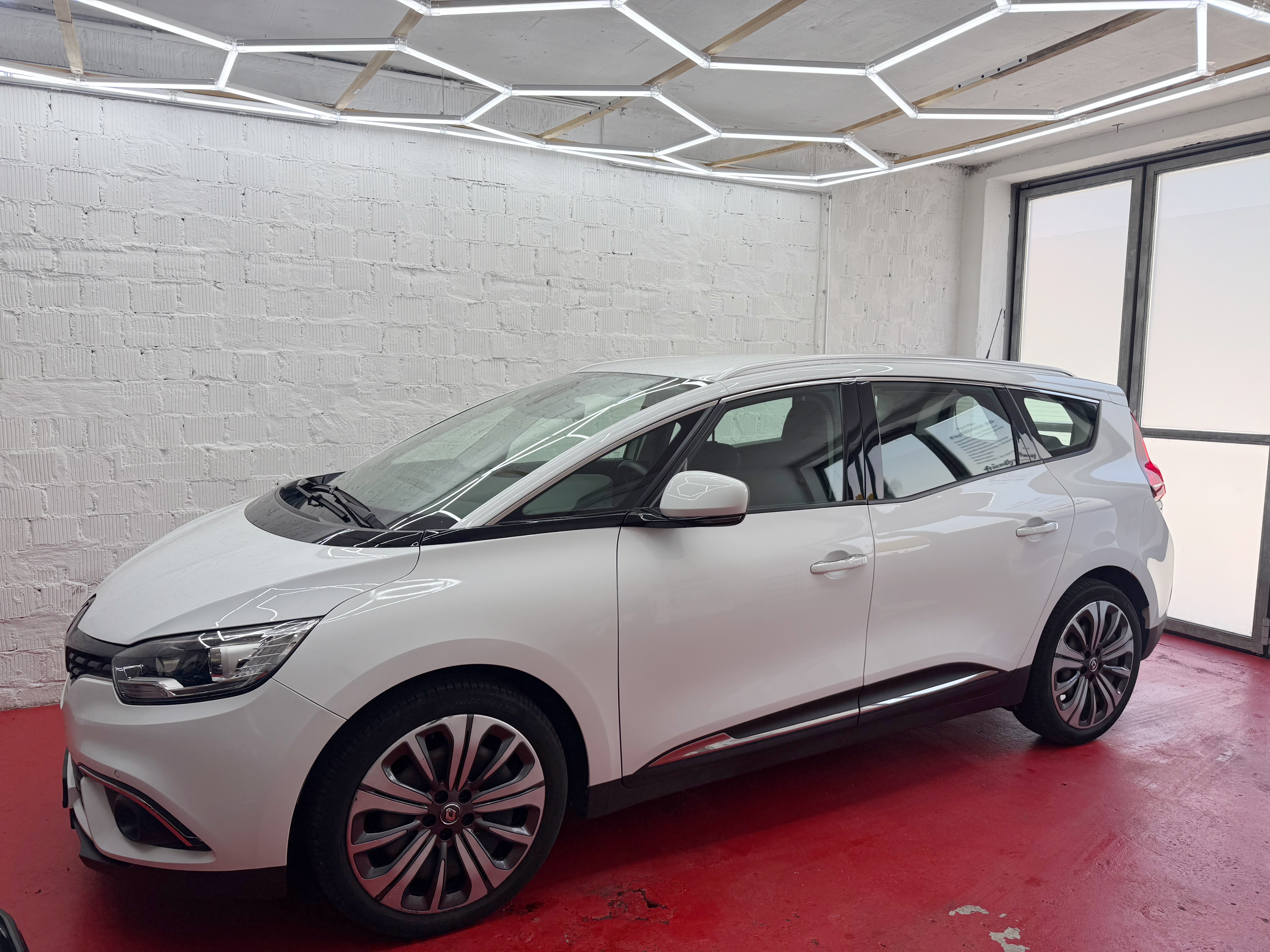 Renault Espace 1.8 TCe Intens (561)
